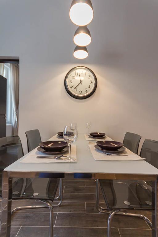 Luxury Apartment By Hi5-Varoshaz Suite Budapest Exterior foto